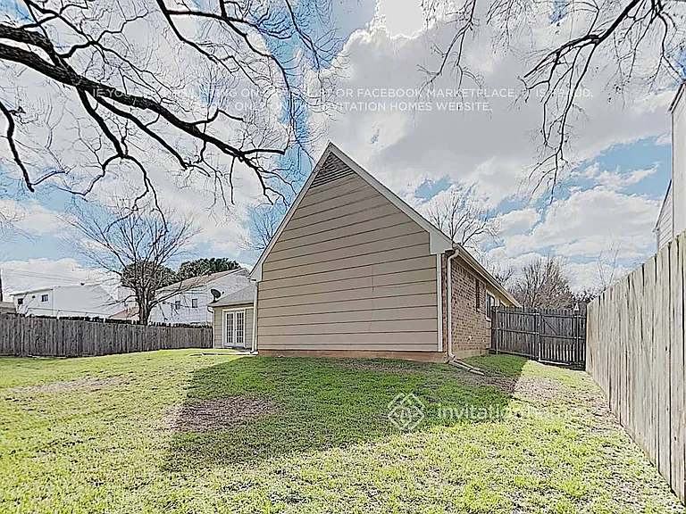 503 Thorn Wood Dr — Photo 15