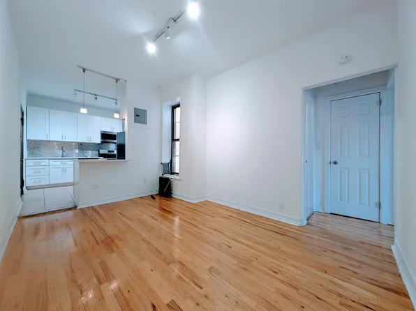 100 Hart Street image 1 of 6