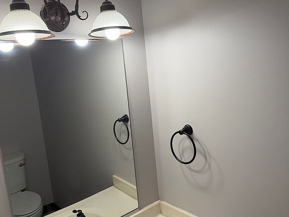 3rd image of 367 Doral Ct
