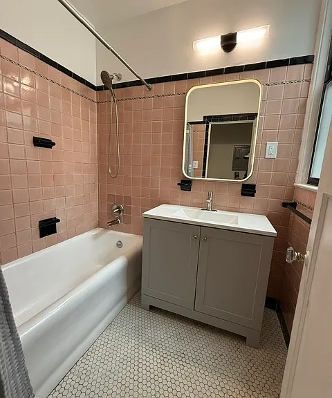 main bath room