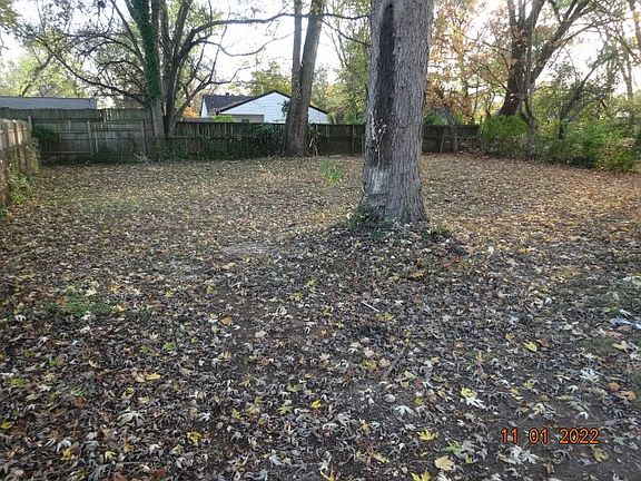2nd image of 2920 Ironwood Dr