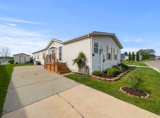 9727 Russell St, Northville, MI 48167