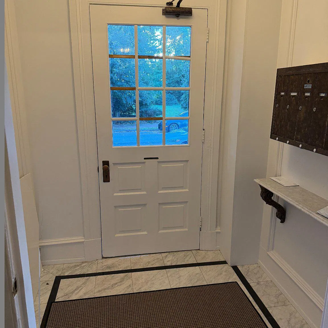 1 bed, 1.0 bath, 800 sqft, $1,800 — Photo 3