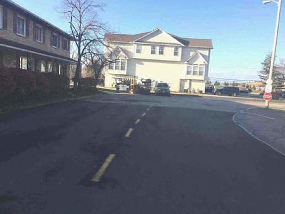 2nd image of 1546 Lee Terrace Dr #6-A