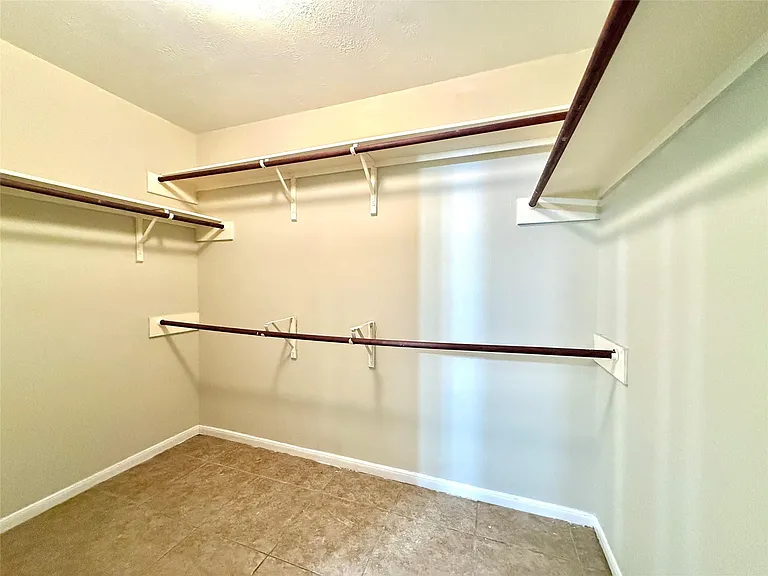 13706 Audra Ln — Photo 14