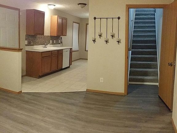 4th image of 3885 Biltmore Chase