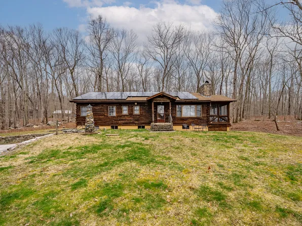 75 Crane Hill Road, Mansfield, CT 06268