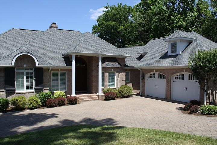 Beautiful Lake Home photo 3