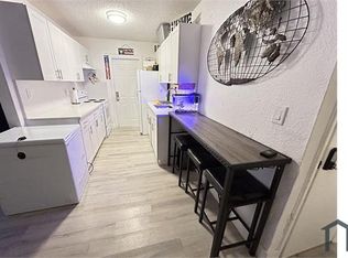 616 SW 16th Ave #2, Fort Lauderdale, FL 33312