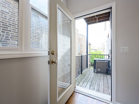 4th image of 4336 S Saint Lawrence Ave APT 2