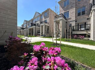 1655 Palmers Sawmill Rd #902, Pickering, ON L1X0R3