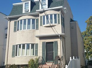 16 Brighton St, Charlestown, MA 02129