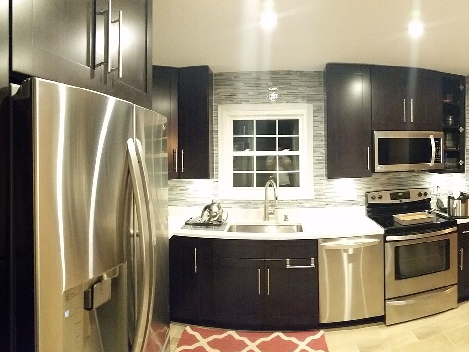 2nd image of 10205 Roberts Common Ln