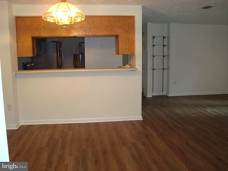 18704 Caledonia Ct #B — Photo 3