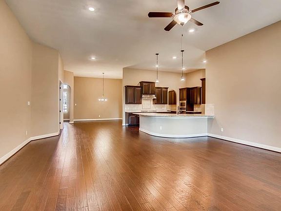 5th image of 2715 Emerald Pines Ln