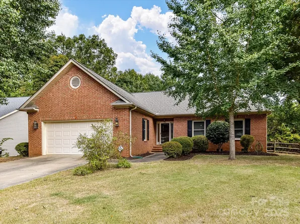 2126 Crosstrail Rdg, Rock Hill, SC 29732