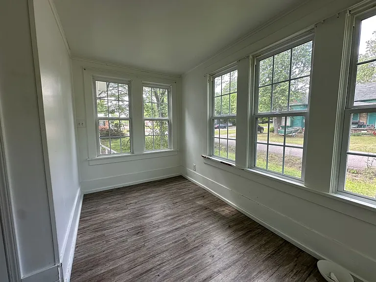 410 Avenue 1 NE — Photo 10