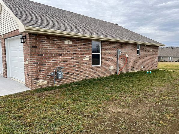 1150 Grace Pl, California, MO 65018