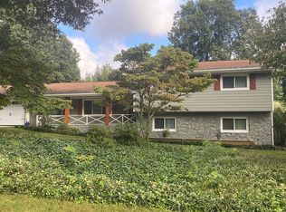 2262 Dartford Dr, Dunwoody, GA 30338