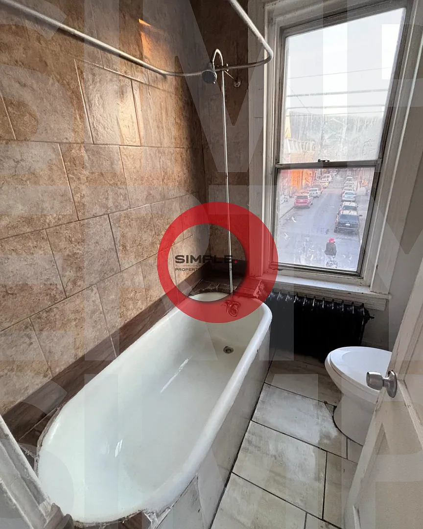 1129 Chestnut Street — Photo 4