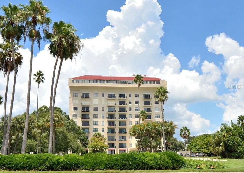 1st image of 2109 Bayshore Blvd #1002
