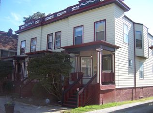 215 E Mulberry St #1/2, Bloomington, IL