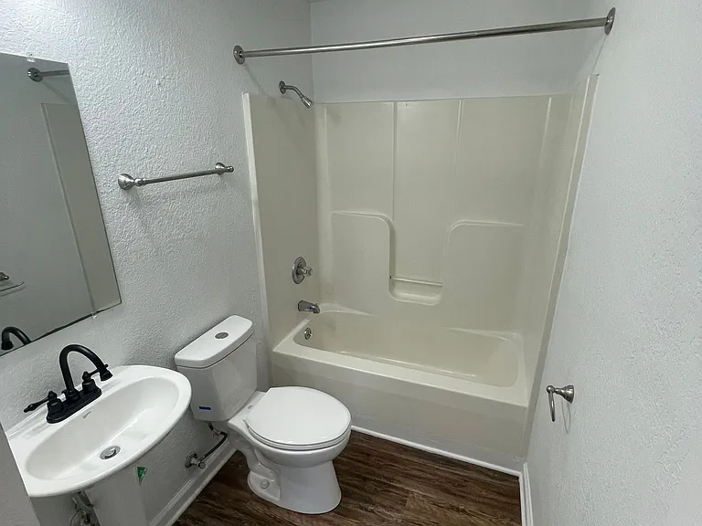 132 Dillon Dr #9 — Photo 5