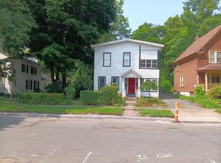 510 Greenwood Pl FLOOR 2, Syracuse, NY 13210