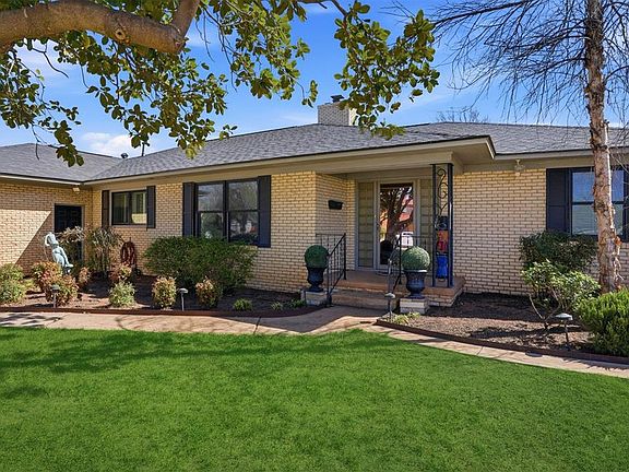 3rd image of 1516 N Hudson St