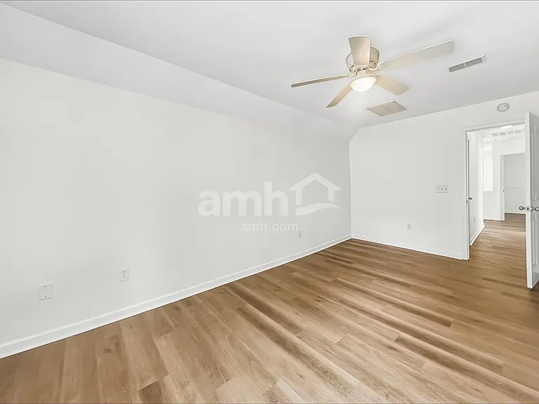 38 Argyle Ct — Photo 10