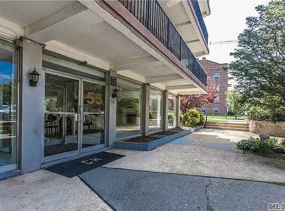2nd image of 55 S Bergen Pl APT 4K