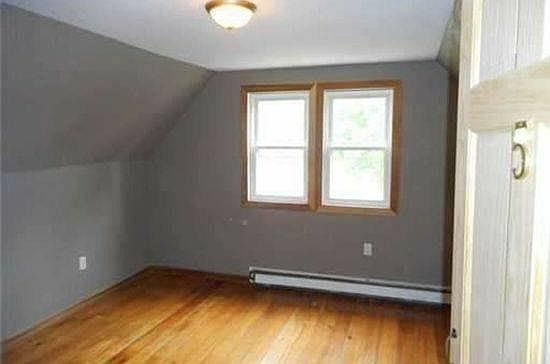 4th image of 514 10th St E