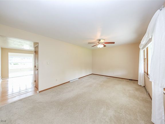 5th image of 5500 Tracy Dr
