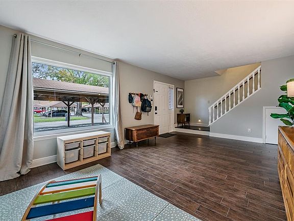 4th image of 5326 Ridgewell Ct