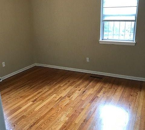 2nd image of 1348 E 55th St