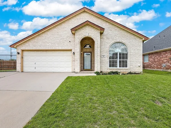 129 Billy Creek Dr, Hurst, TX 76053