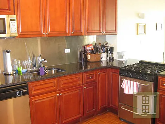 Rented by Halstead Real Estate | media 19