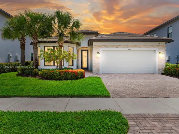 4460 Waterside Dr, Oakland Park, FL 33309