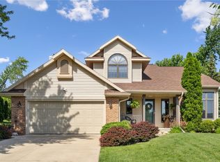 4111 Sally Dr NE, Cedar Rapids, IA 52402