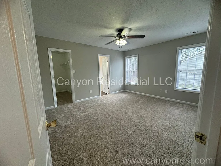 237 Proclamation Dr — Photo 12