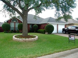 8028 Buttercup Cir S, Fort Worth, TX 76123