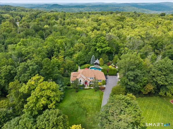 7 West Farms Lane, New Fairfield, CT 06812