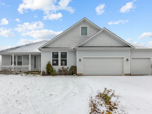 104 Jack Dylan Dr, Hampshire, IL 60140