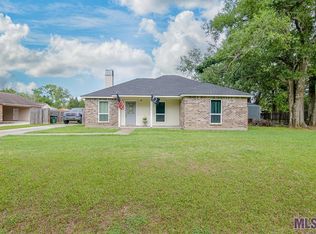 13056 Cypress Gold Dr, Saint Amant, LA 70774