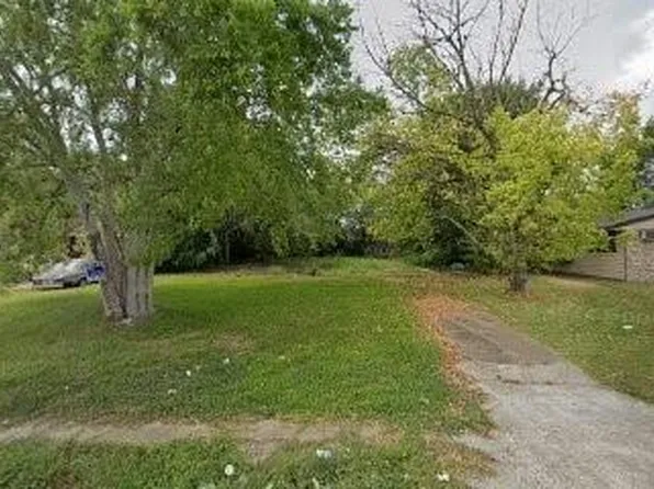 5710 Lyndhurst Dr, Houston, TX 77033