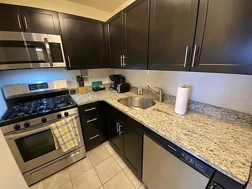 189 Freeman St #600 Photo 1