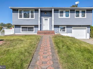 604 Howell Dr, Westampton, NJ 08060