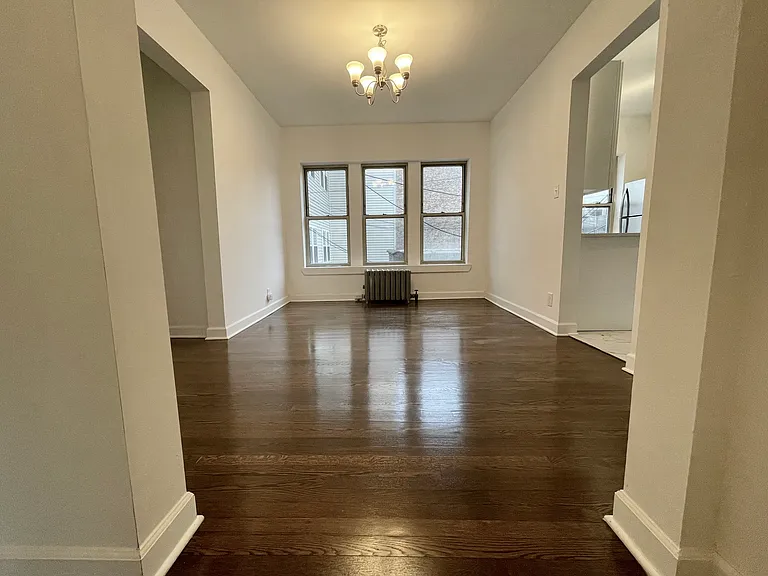1446 W Winnemac Ave #1B — Photo 5
