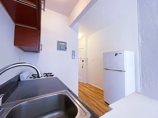 Rented by Compass | media 20