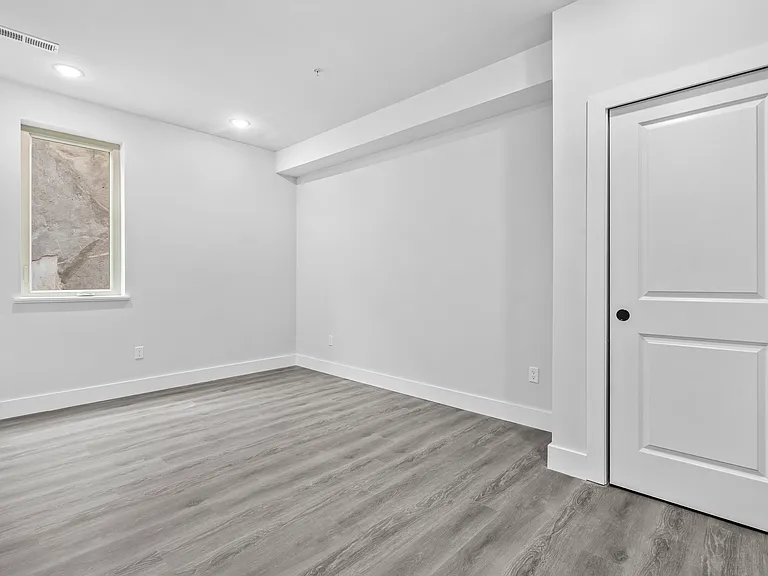 1108 W Dauphin St #201 — Photo 37